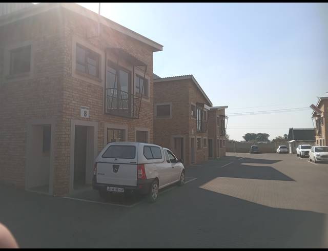 320M² MINI FACTORY FOR SALE IN APEX